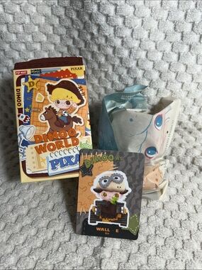 Pop Mart DIMOO X Disney Pixar WALL-E - Blind Box